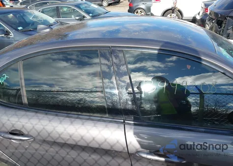 2019 Alfa Romeo Giulia Sport Rwd z USA, uszkodzony, nr VIN ZARFAMANXK7603353